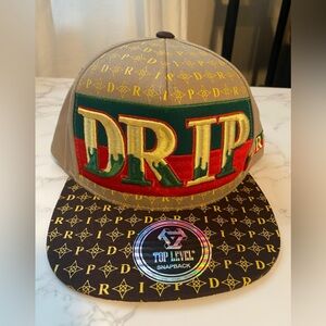 MENS TOP LEVEL SNAPBACK HAT “DRIP” DESIGN MULTICOLOR NWT
